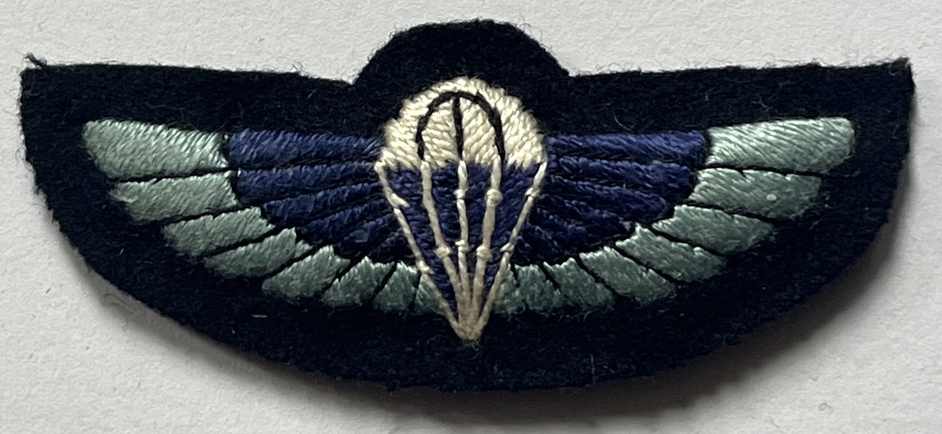 After more as 40 year of collecting it is time to let some items go. The items you find for sale are from my collection. Ofcouse you have money back guarantee if the item is not as described!   For shipping: please ask for the available options like insured for a correct shipping price